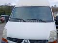 Fourgon avec parois et toit rigide Renault Master
