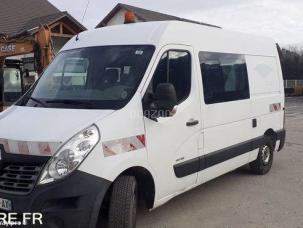 Fourgon avec parois et toit rigide Renault Master