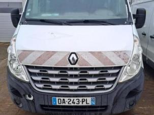 Fourgon avec parois et toit rigide Renault Master