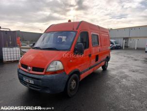 Fourgon avec parois et toit rigide Renault Master