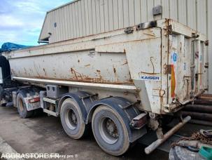 Benne basculante de chantier et de TP Renault Premium