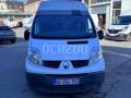 Fourgon avec parois et toit rigide Renault Trafic