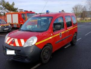 Fourgon avec parois et toit rigide Renault