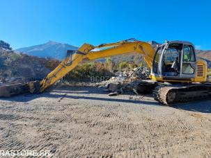 Pelle  New Holland E 35 SR