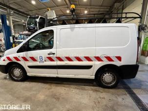 Fourgon avec parois et toit rigide Citroën Jumpy