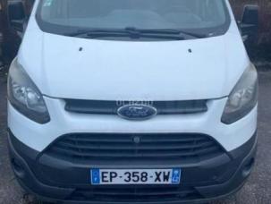 Fourgon avec parois et toit rigide Ford T.CUSTOM