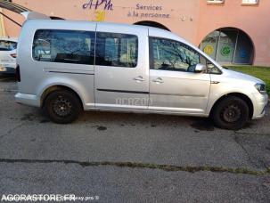 Fourgon avec parois et toit rigide Volkswagen Caddy