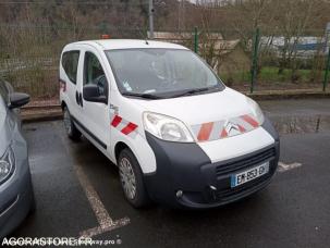 Fourgon avec parois et toit rigide Citroën Nemo