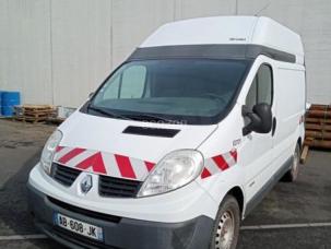 Fourgon avec parois et toit rigide Renault Trafic
