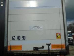 Fourgon avec parois et toit rigide SRT