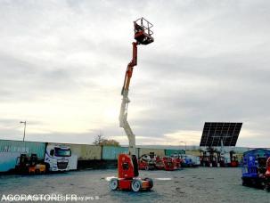 Nacelle automotrice JLG E300AJP