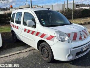 Fourgon avec parois et toit rigide Renault Kangoo