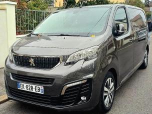 Fourgon avec parois et toit rigide Peugeot Expert