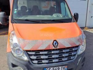 Fourgon avec parois et toit rigide Renault Master