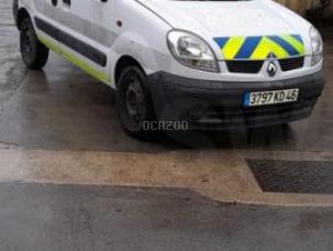 Fourgon avec parois et toit rigide Renault Kangoo