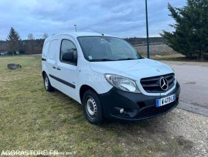 Fourgon avec parois et toit rigide Mercedes Citan