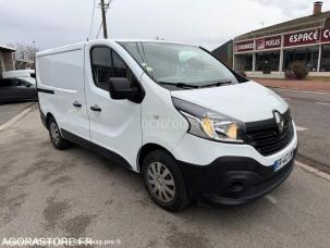 Fourgon avec parois et toit rigide Renault Trafic