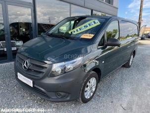 Fourgon avec parois et toit rigide Mercedes Vito