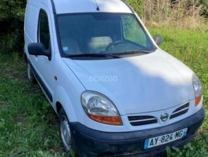 Fourgon avec parois et toit rigide Nissan Kubistar