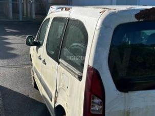 Fourgon avec parois et toit rigide Citroën Berlingo