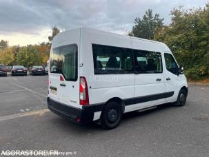 Fourgon avec parois et toit rigide Renault Master