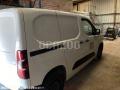 Fourgon avec parois et toit rigide Citroën Berlingo