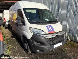 Fourgon avec parois et toit rigide Citroën Jumper
