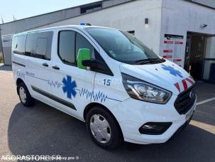 Ambulance (pour personne couchée) Ford T.CUSTOM