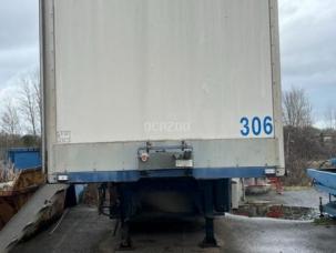 Fourgon avec parois et toit rigide Trouillet