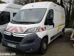 Fourgon avec parois et toit rigide Citroën Jumper