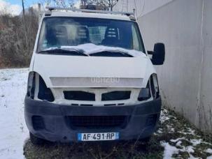 Benne basculante de chantier et de TP Iveco 35C12