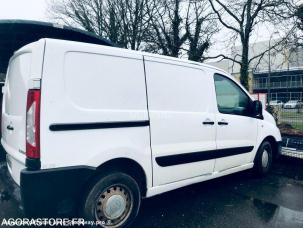 Fourgon avec parois et toit rigide Peugeot Expert