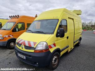 Fourgon avec parois et toit rigide Renault Master