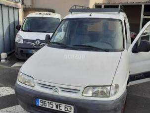Fourgon avec parois et toit rigide Citroën Berlingo