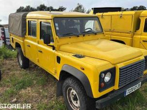 Fourgon bâché avec parois rigides Land Rover DEFENDER