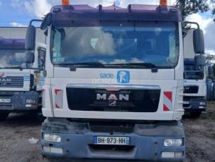 Benne basculante de chantier et de TP MAN 18.250