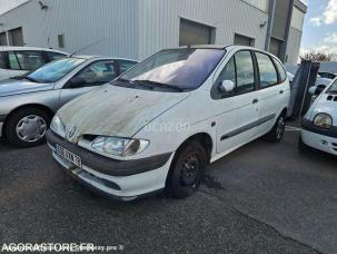 Fourgonnette dérivée de VP Renault Megane