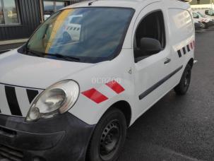 Fourgon avec parois et toit rigide Renault Kangoo