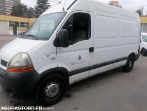 Fourgon avec parois et toit rigide Renault Master