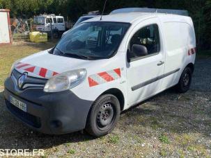 Fourgon avec parois et toit rigide Renault Kangoo