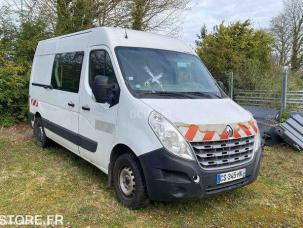 Fourgon avec parois et toit rigide Renault Master