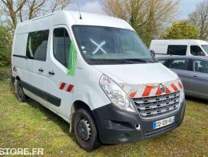 Fourgon avec parois et toit rigide Renault Master