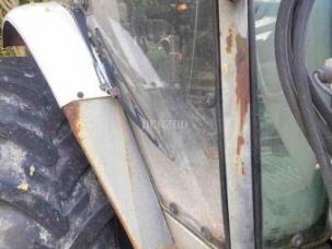 Tracteur agricole Renault