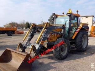 Tracteur agricole Massey Ferguson