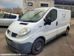 Fourgon avec parois et toit rigide Renault Trafic