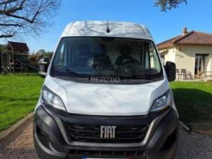 Fourgon avec parois et toit rigide Fiat Ducato