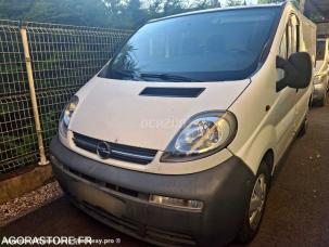 Fourgon avec parois et toit rigide Opel Vivaro
