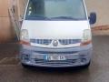 Fourgon avec parois et toit rigide Renault Master