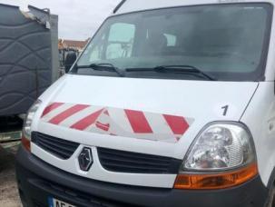 Fourgon avec parois et toit rigide Renault Master