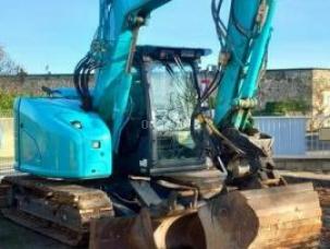 Pelle  Kobelco SK75SR